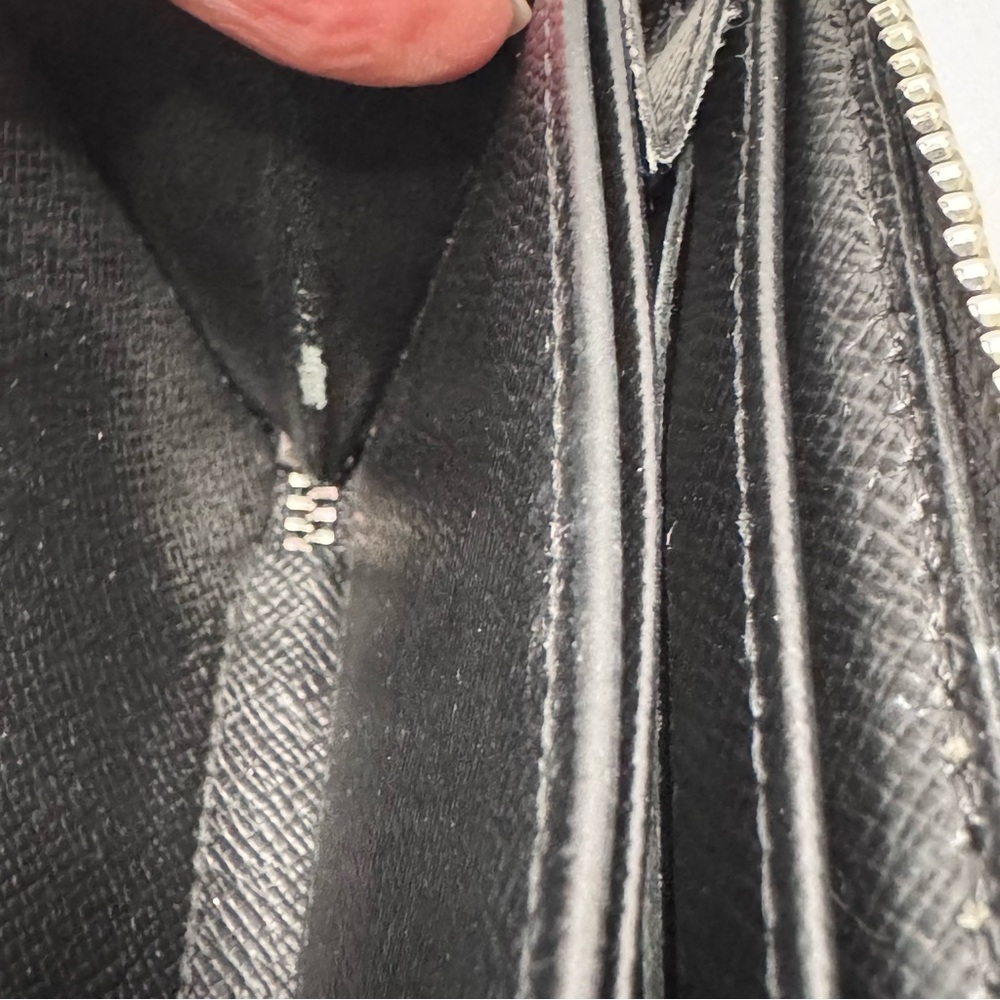Louis Vuitton Damier Graphite Zipper Coin Wallet Authentic with Box - Picture 8 of 16
